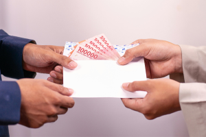 Strategi Kompensasi yang Tepat untuk SPG, Usher, dan Event Crew agar Kinerja Meningkat
