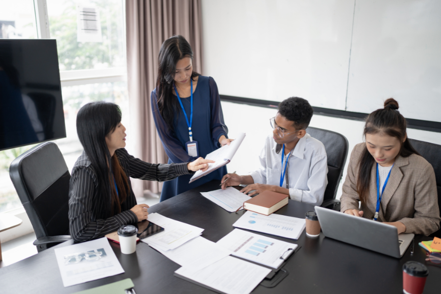 Microtraining: Strategi Efektif Tingkatkan Kualitas SPG dan Talent Freelance
